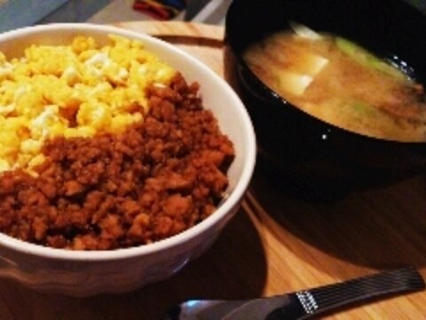 【子供も喜ぶ】2食丼★